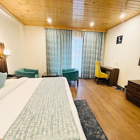 ホテル Simsa Heights Manali エクステリア 写真