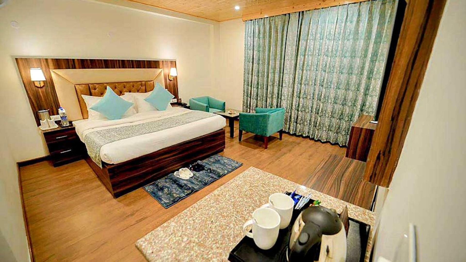 ホテル Simsa Heights Manali エクステリア 写真